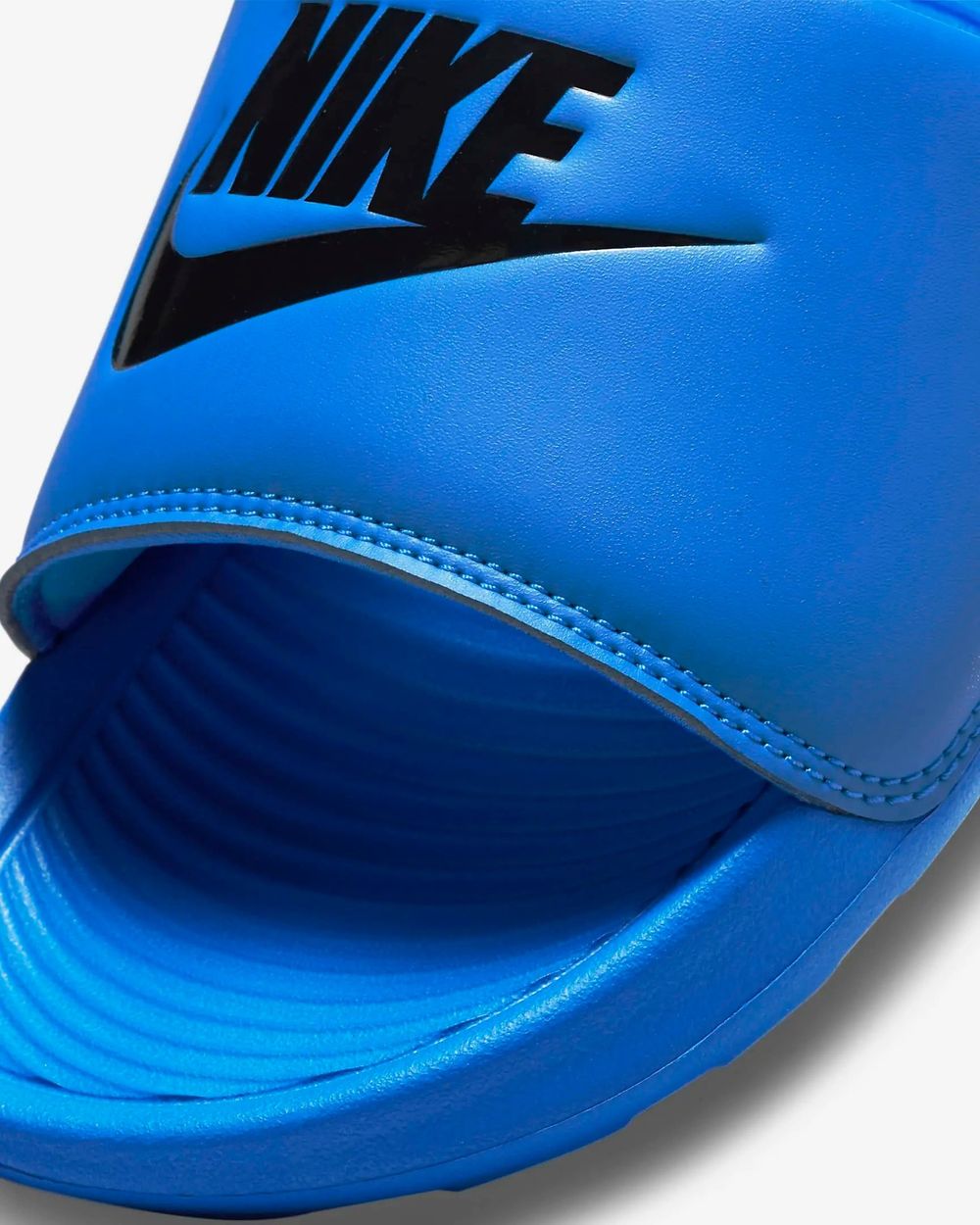 Шлепанцы мужские NIKE VICTORI ONE SLIDE