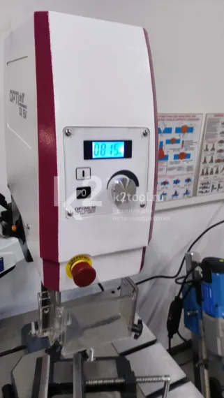 Настольный вертикально-сверлильный станок Optimum OPTIdrill DX 13V