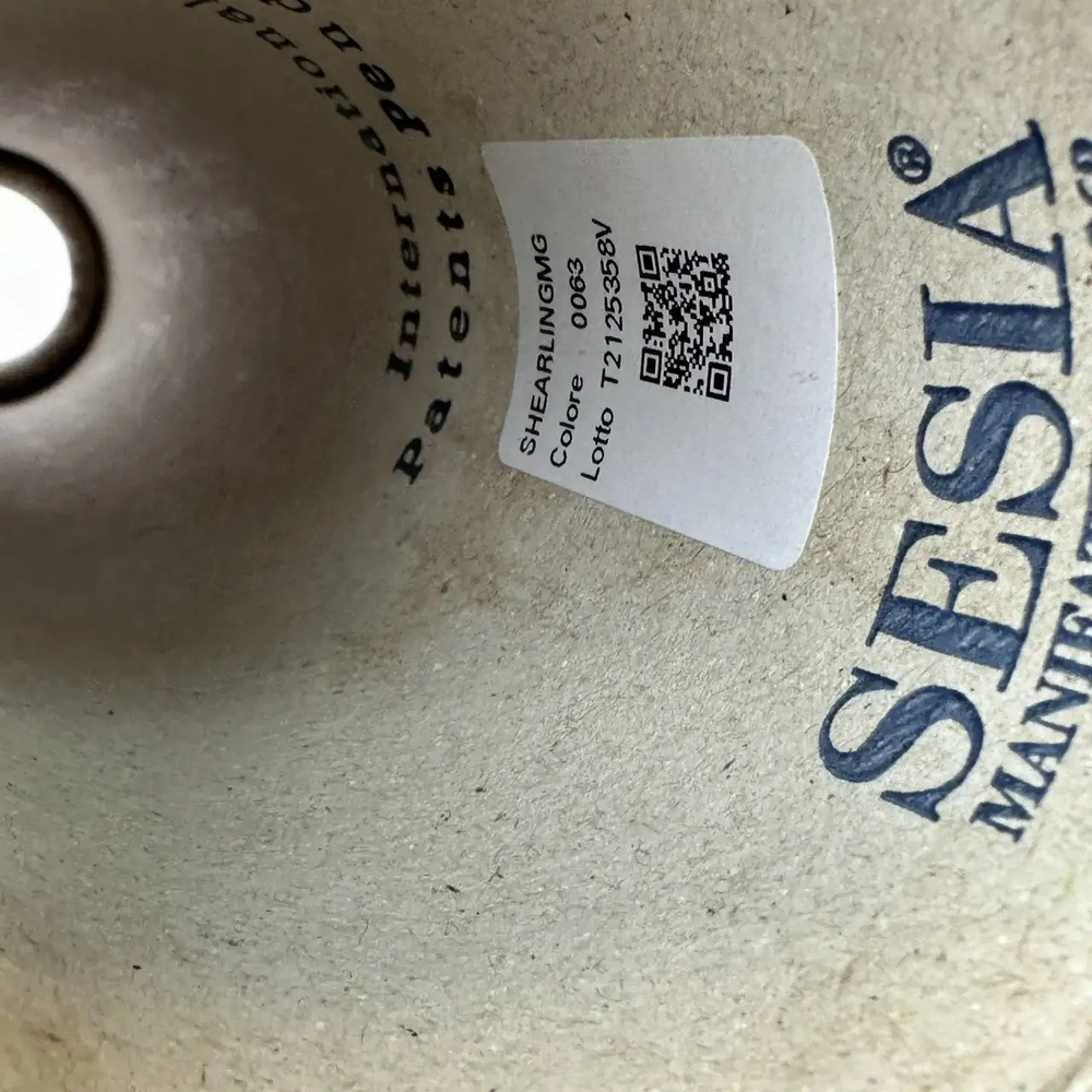 SHEARLINGMG - MF Sesia; 77% extrafine меринос, 23% п/а; 400м/100гр; Травка; col. 0063, цвет: красный; S301, S302 MP
