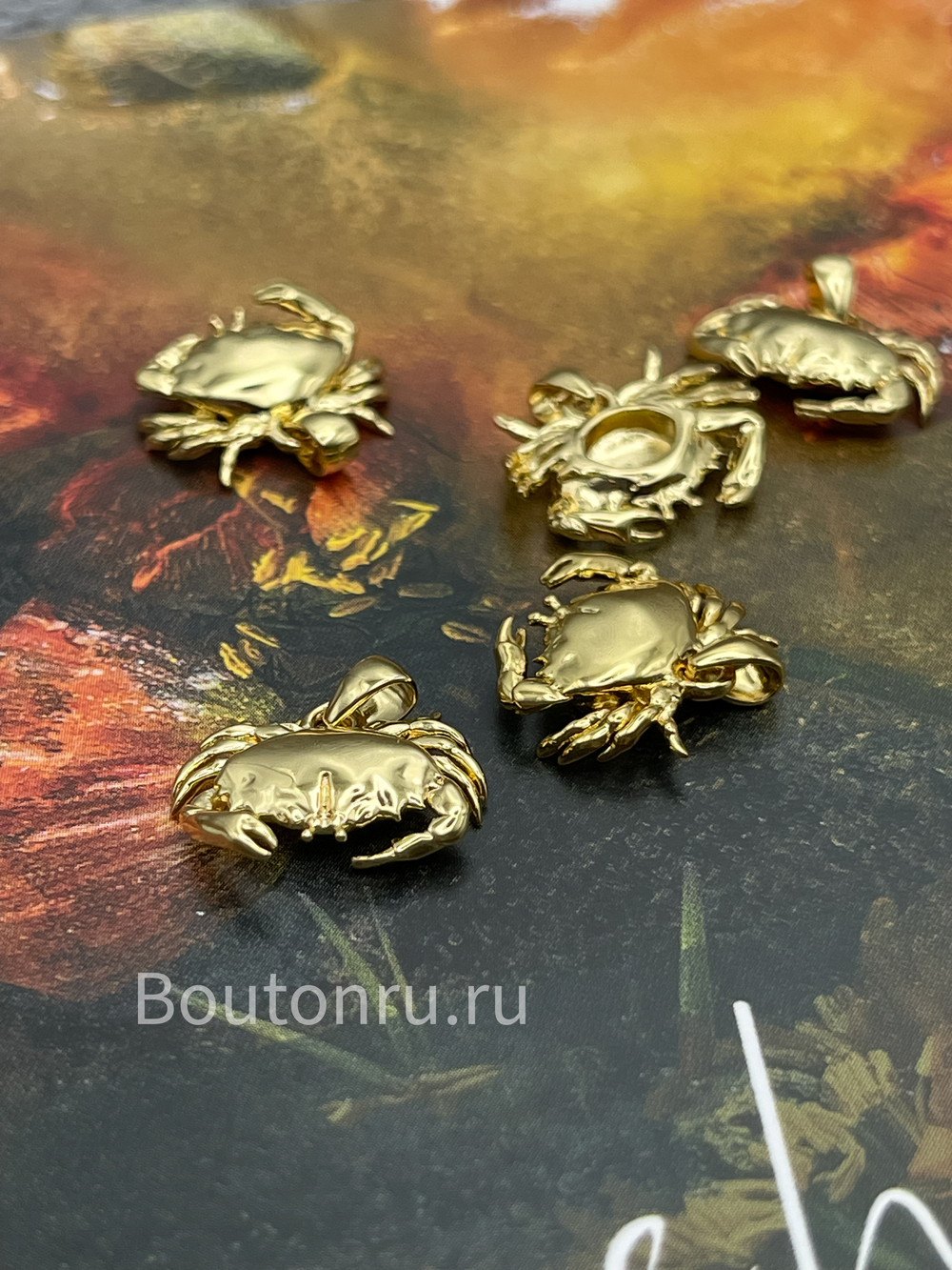 Подвеска "Краб" золотистая 14х16 мм