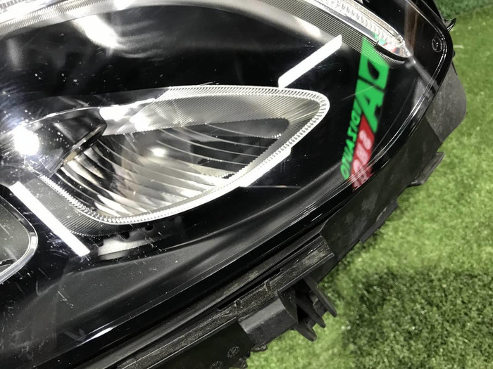 Фара правая Mercedes GLC X253 (2015-2019) LED