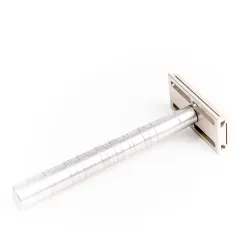 Т-образная бритва Henson Shaving AL13 серебристая Medium (HS-AL-AA-03-MDM-5) 5
