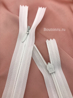 Молния потайная двухзамковая белая