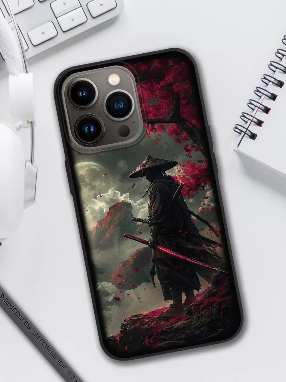 Чехол на iPhone 14 Pro с принтом