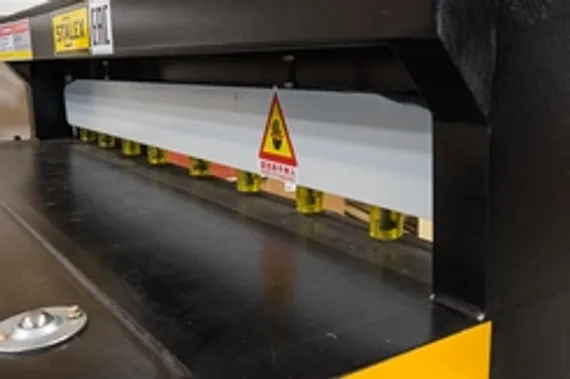 Электромеханическая гильотина STALEX SBJB 3x1300
