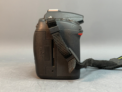 Nikon D7000 kit 18-55mm 3.5-5.6G VR 2.100 кадров