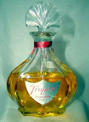 Corday Trapeze