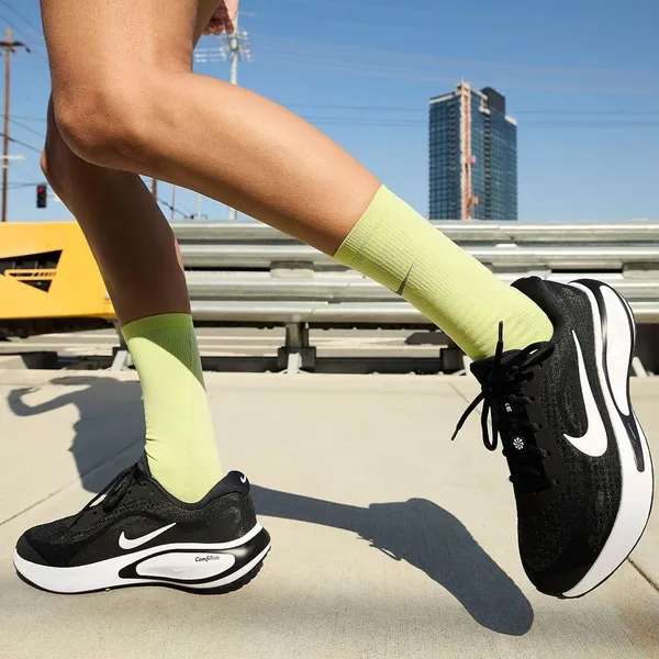 Кроссовки женские NIKE W NIKE JOURNEY RUN
