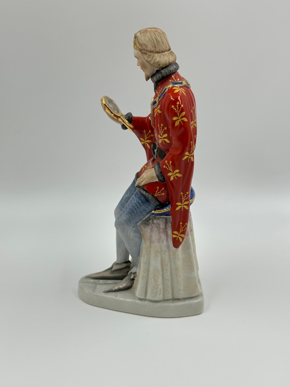 Статуэтка «Characters from Shakespeare «Richard II» Coalport
