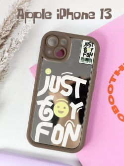 Чехол на Apple iPhone 13