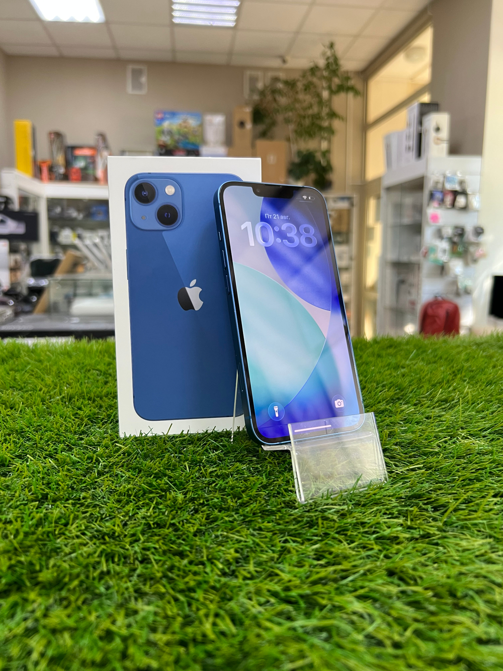 Б/У iPhone 13 128Gb Blue