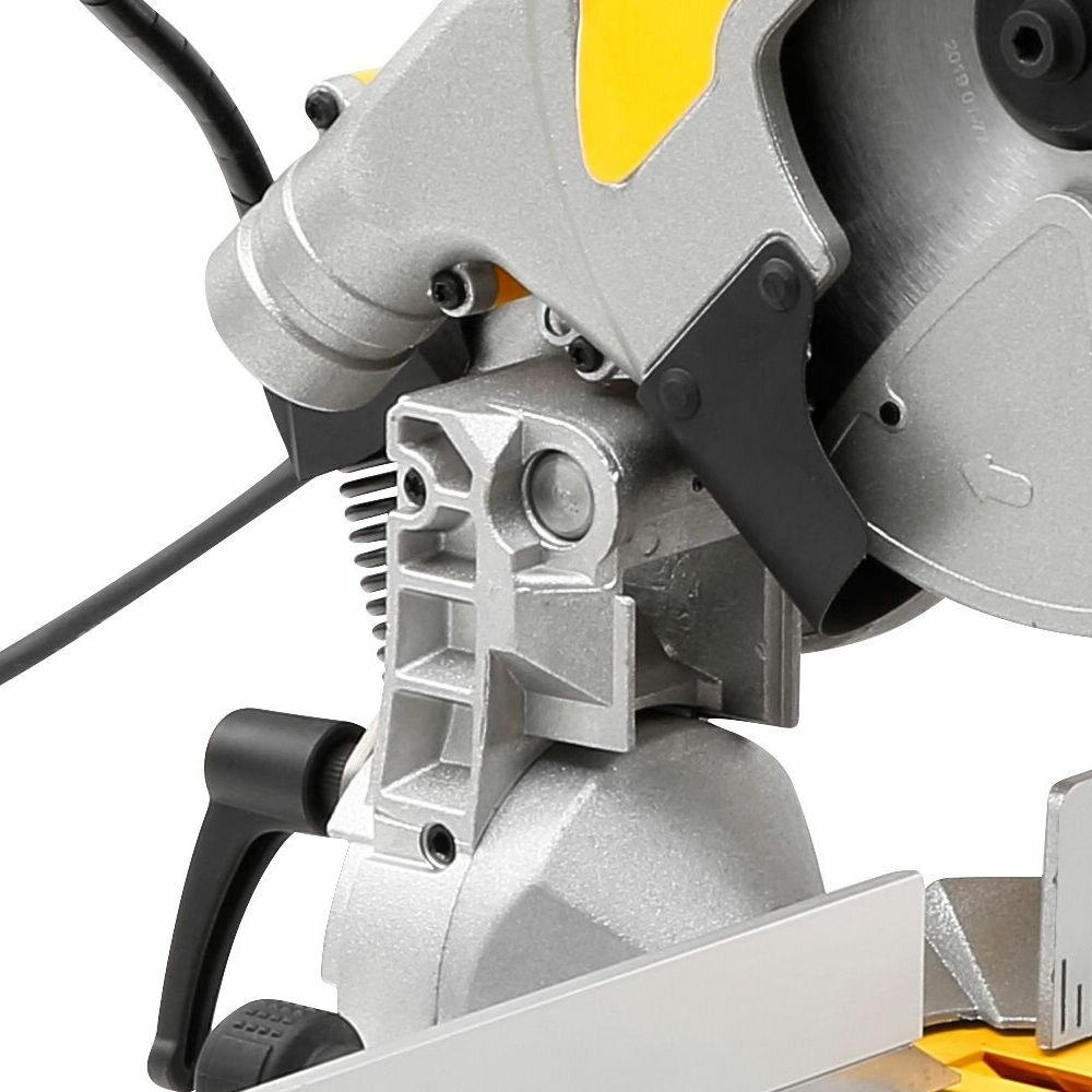 Торцовочная пила DEWALT DWS777, 1800 Вт, 216 мм, 6300 об/мин (DWS777-QS)