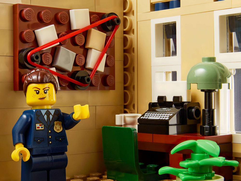 Конструктор LEGO Icons 10278 Police Station