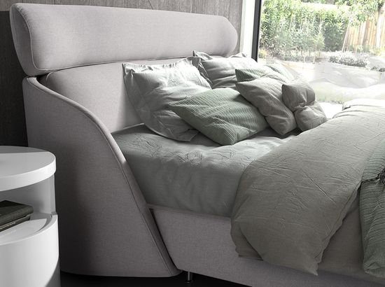 Кровать 7161/GC1725 Angel Cerda из светло-серой ткани 180 x 200 см