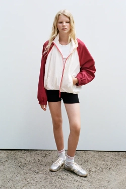 ZARA СПОРТИВНАЯ КУРТКА В СТИЛЕ COLOR BLOCK, БУРГУНДИ