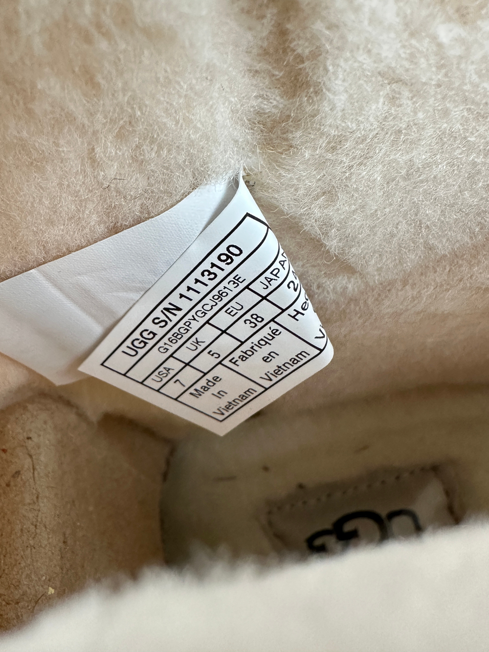 Ботинки UGG