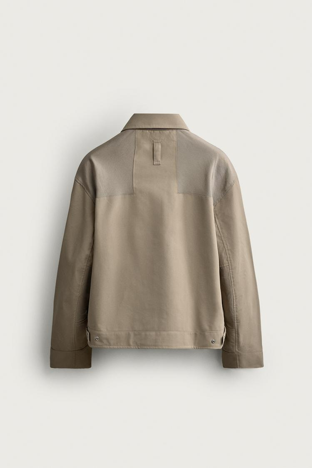 ZARA УКОРОЧЕННАЯ КУРТКА С МЕТАЛЛИЧЕСКИМИ ЗАСТЕЖКАМИ, БЕЖЕВЫЙ