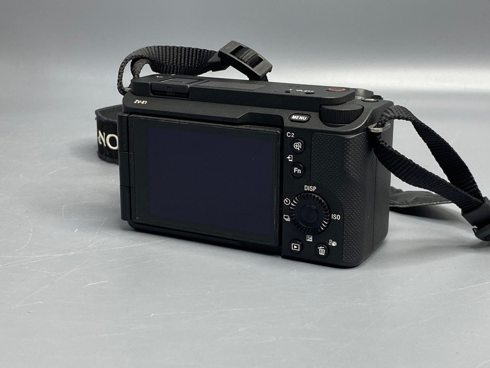 Sony ZV-E1