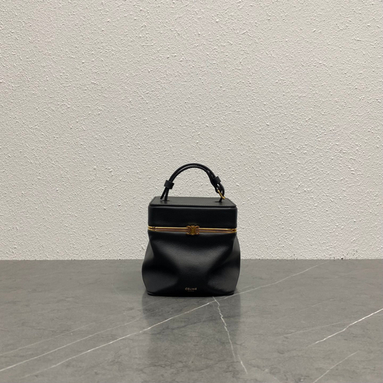 Cube in Supple