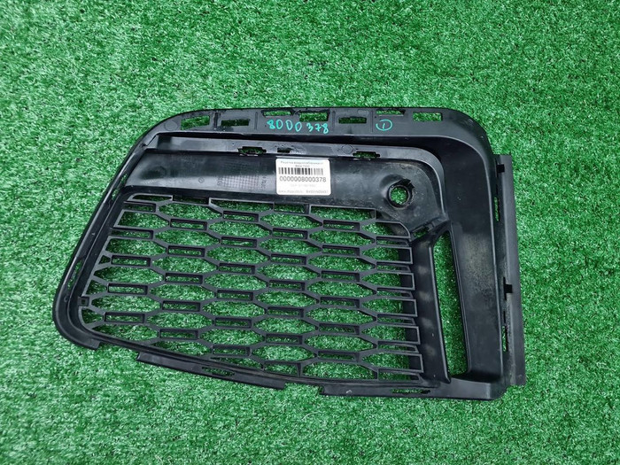 Решетка перед. бампера BMW 7er G11 (19-22) M-paket