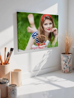Картина на стену 40 X 50 Девушка