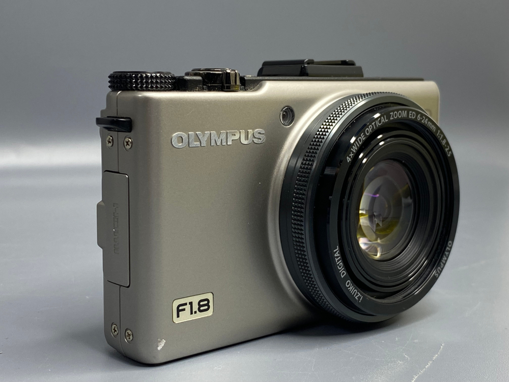 Olympus XZ-1