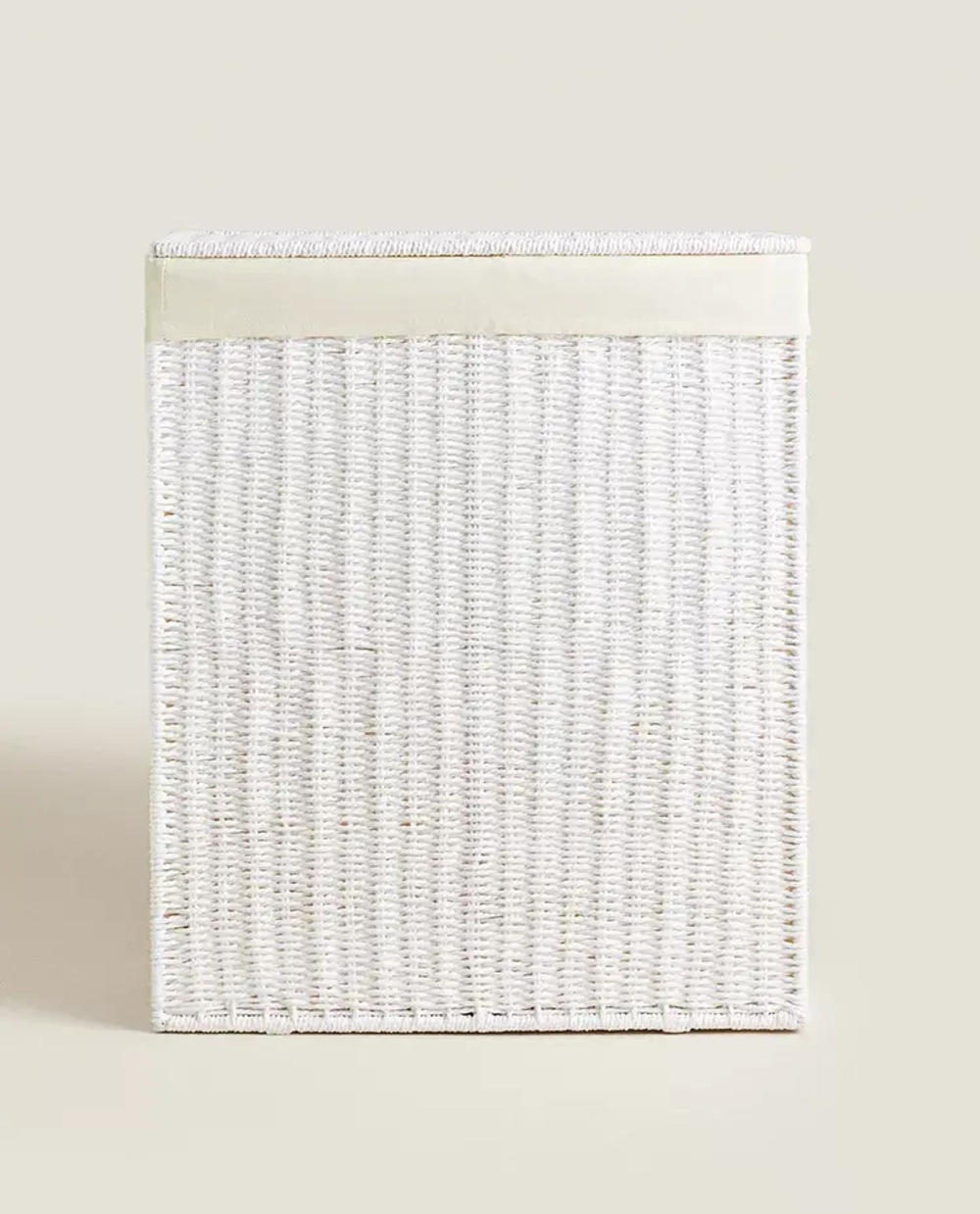 ZARA HOME КОРЗИНА ДЛЯ БЕЛЬЯ С КРЫШКОЙ И РУЧКАМИ, БЕЛЫЙ