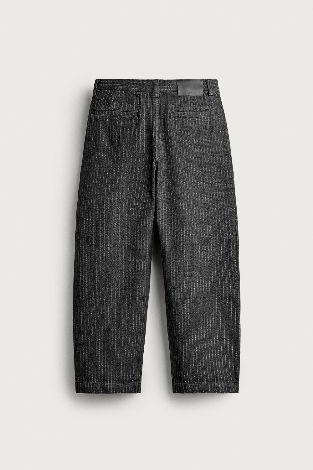 БРЮКИ ЧИНОС RELAXED FIT СО СКЛАДКАМИ — ZARA · 4048/355