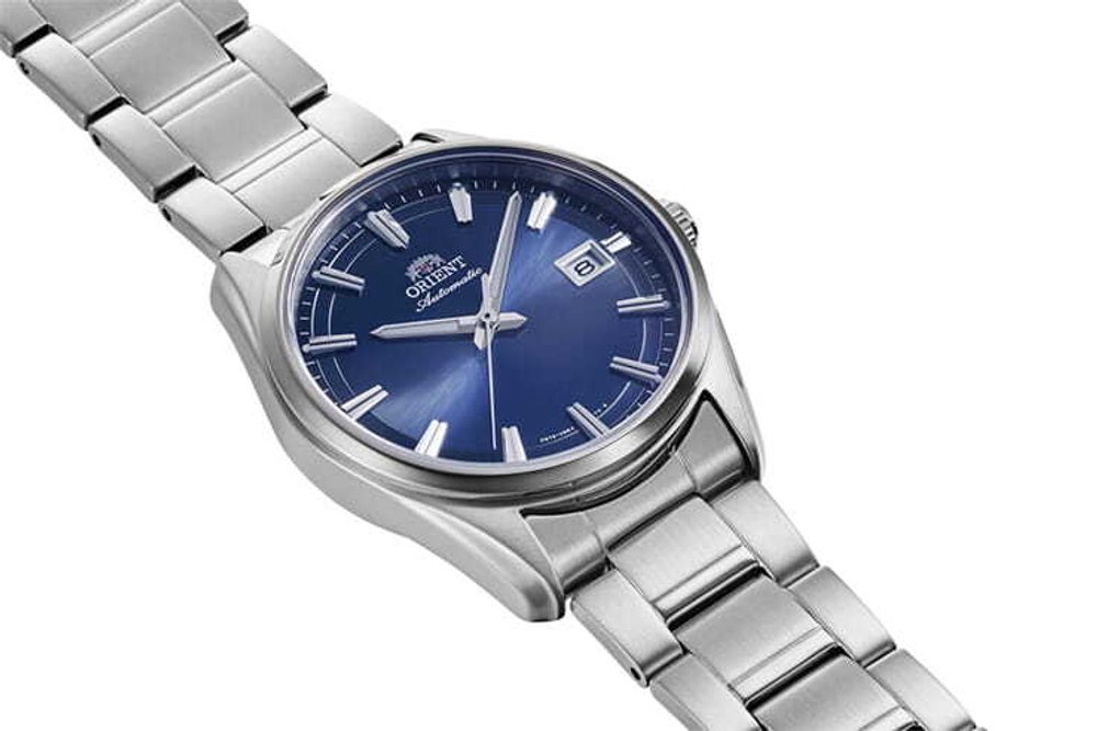 Наручные часы Orient RA-AC0R02L