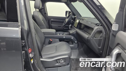 Land Rover Defender 130 P400 Outbound — 2024