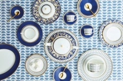 Wedgwood Тарелка Ренессанс Золото 31 см EAN 701587436403