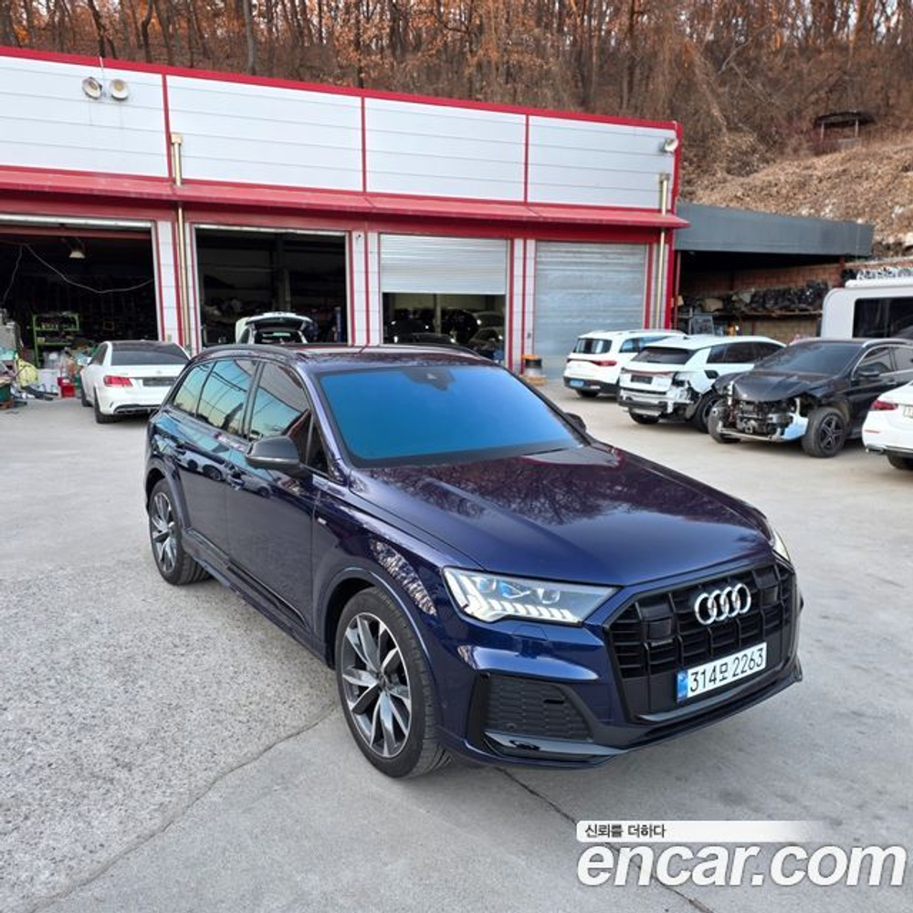 Audi Q7 50 TDI Quattro Premium — 2023