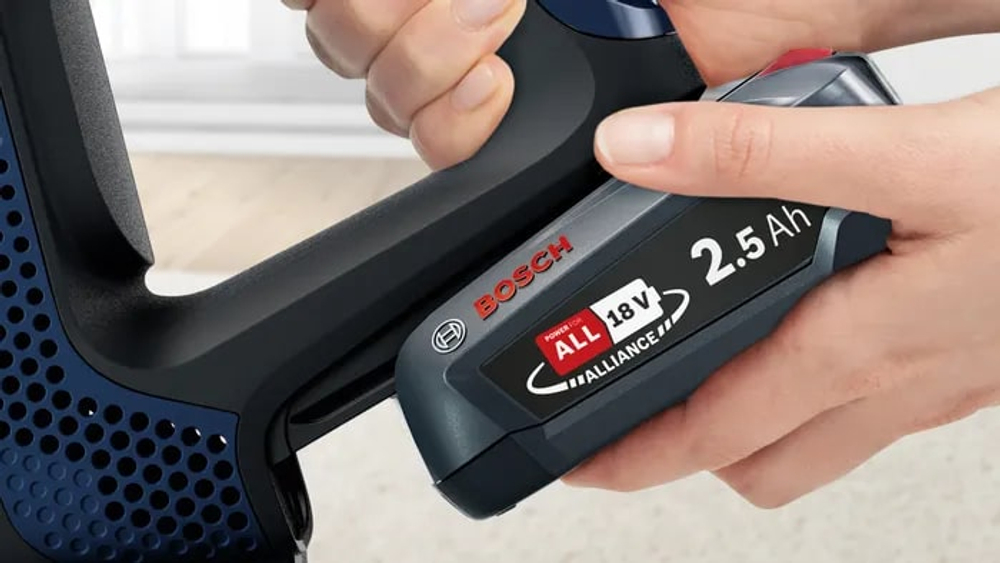 Пылесос Bosch Unlimited 6 BCS611P4A черный/синий