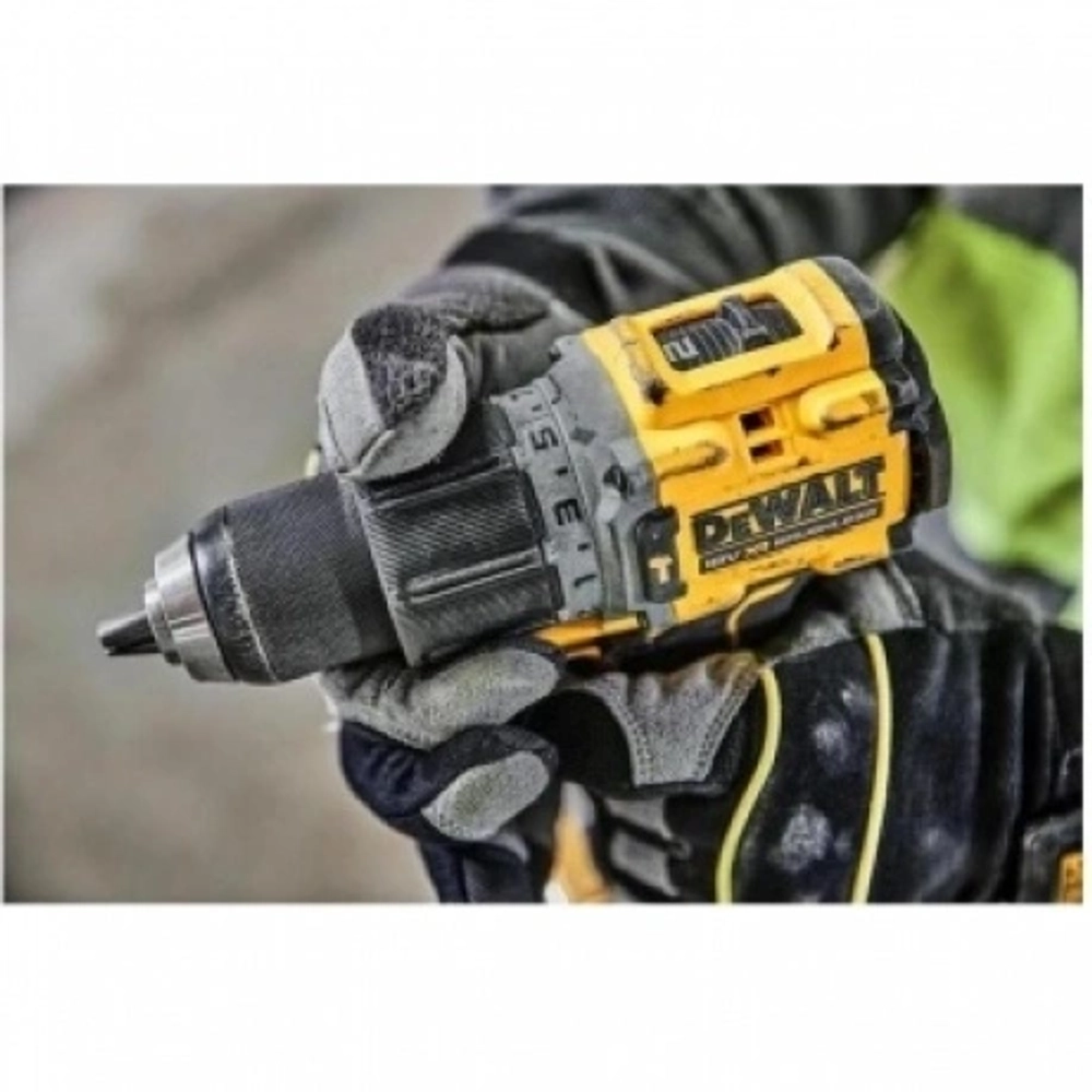 Шуруповерт DeWalt DCD805P2T-QW аккум. патрон:быстрозажимной (кейс в комплекте)
