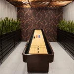 Игровой стол для шаффлборда