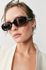ПРИТАЛЕННЫЙ БЛЕЙЗЕР С ПОДПЛЕЧНИКАМИ — ZARA