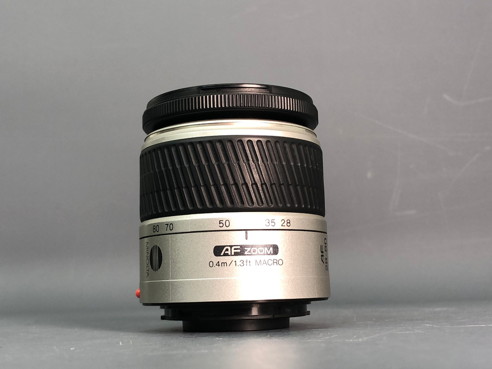 Minolta AF Zoom xi 28-80mm f4-5.6