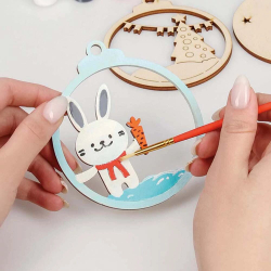 Новогодняя игрушка раскраска в коробке.