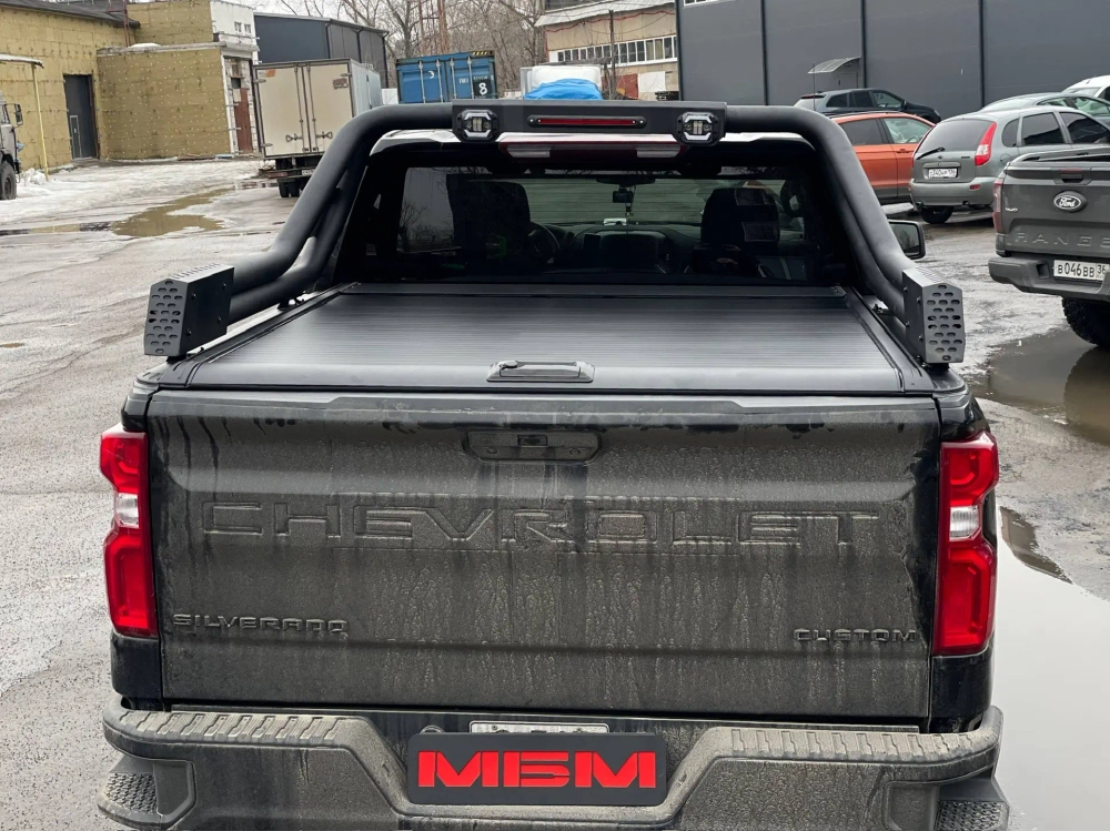 Роллета механическая на пикап Chevrolet Silverado (крышка кузова)