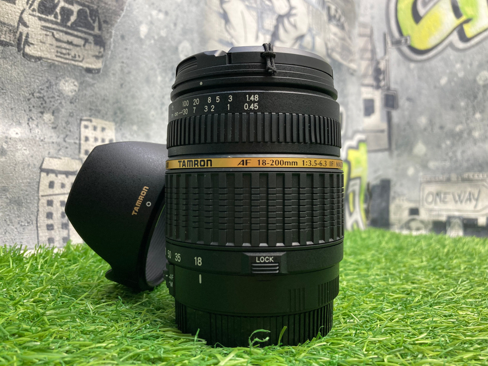Tamron AF 18-200mm 3.5-6.3 XR Di II LD (IF) Macro