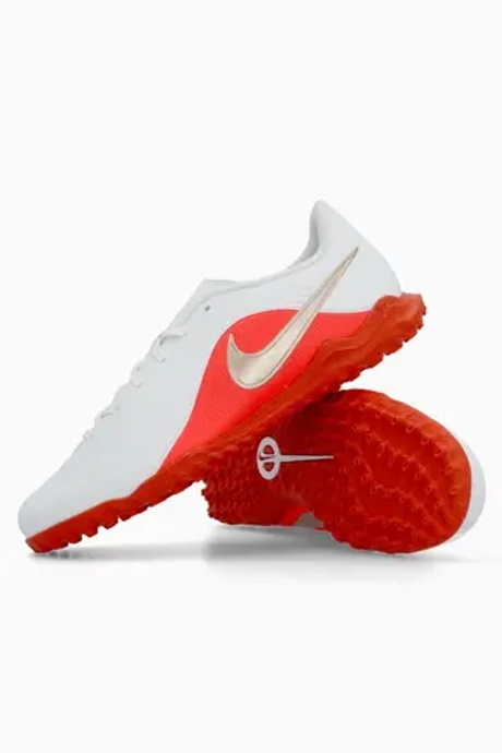 Сороконожки Nike Tiempo Maestro Club TF - белый