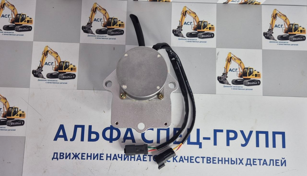 Шаговый мотор Komatsu PC200, 7834-41-3001