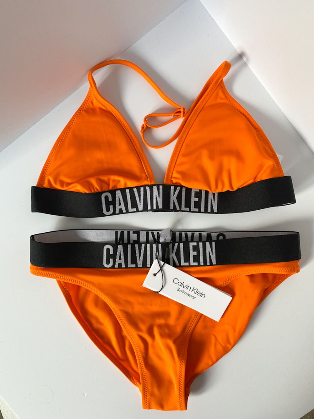 Новый купальник Calvin Klein, 152