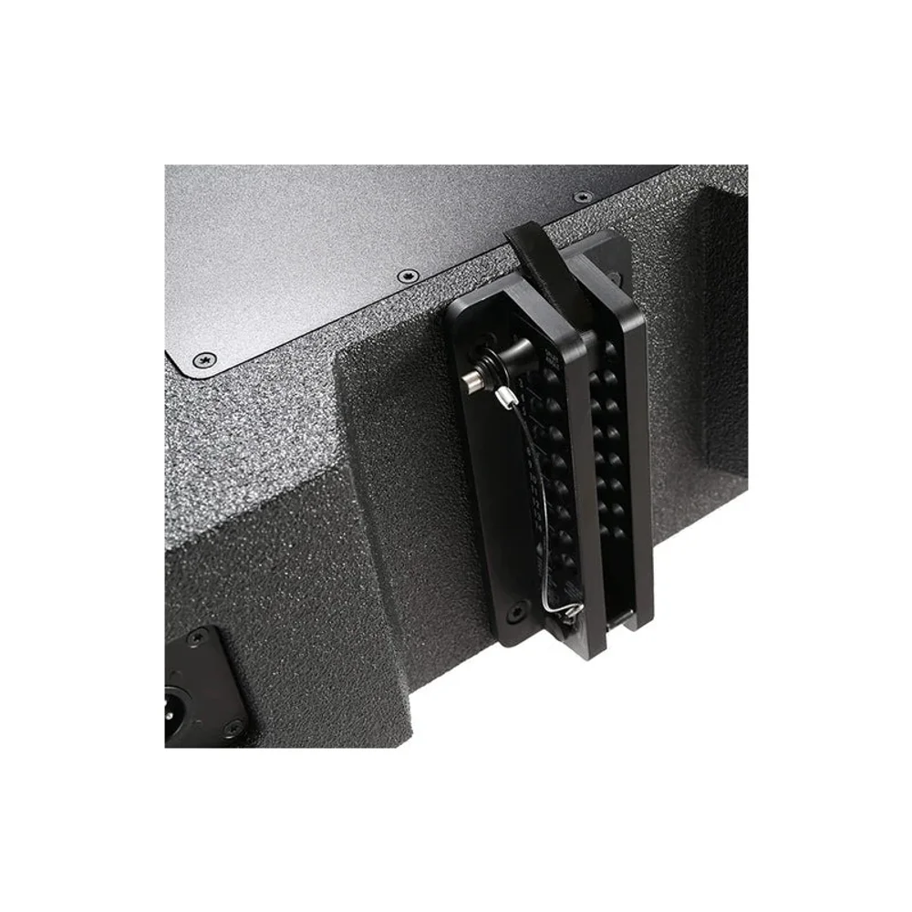 V8 — элемент линейного массива 3-полосный с 2×10" LF, 1×8" MF и 2×1.4" HF (Copy 1:1)