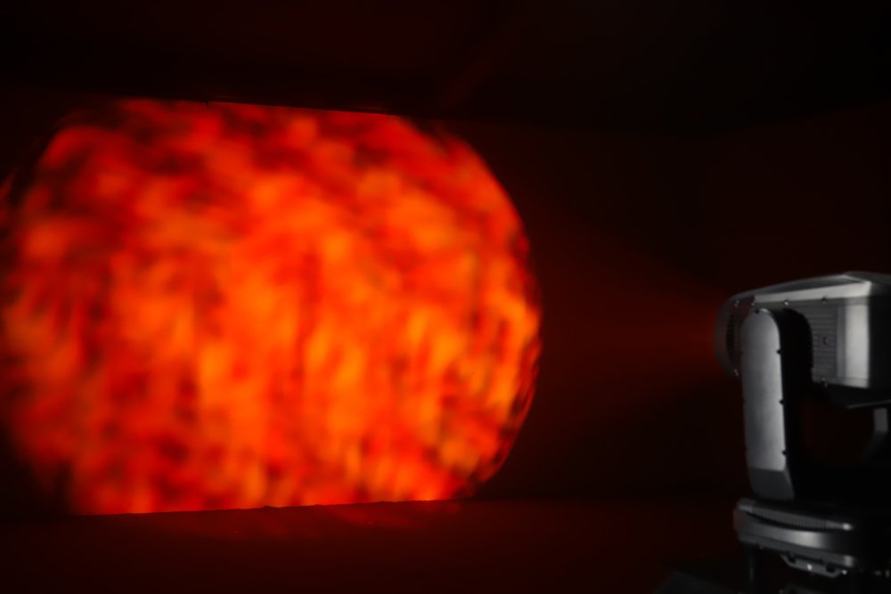 Vector LA60FC Beam Laser RGB 60 Вт IP66 — лазерная вращающаяся голова с RGB-модулем