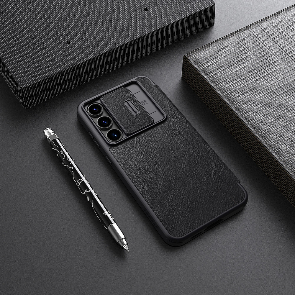 Кожаный чехол книжка черного цвета от Nillkin для Samsung Galaxy S24 FE, серия Qin Pro Leather с защитной шторкой для камеры