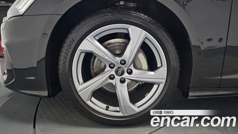 Audi A6 40 TDI Premium — 2025