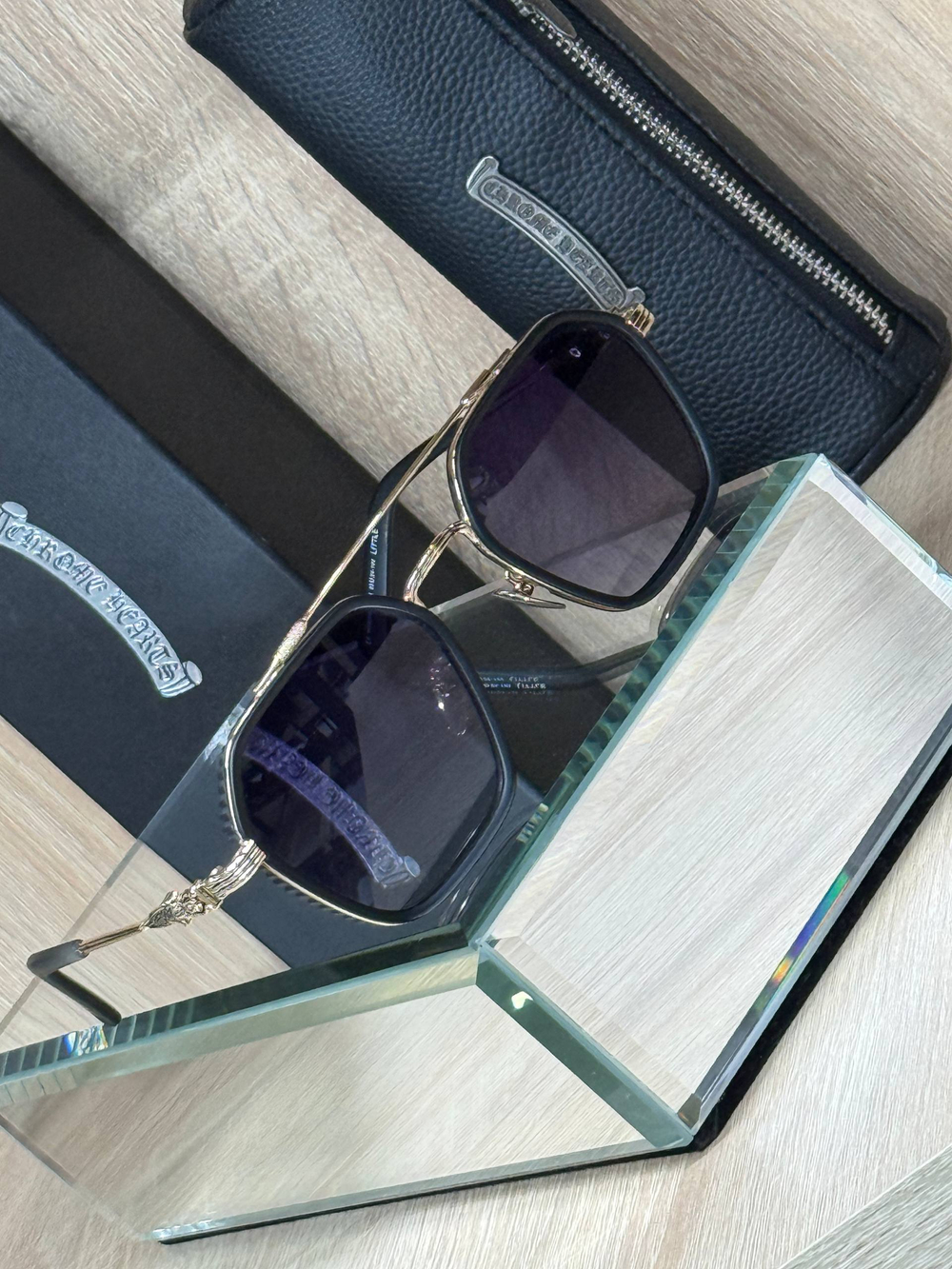 Солнцезащитные очки Chrome Hearts