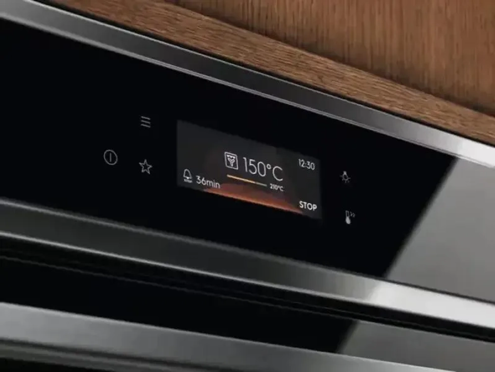 Electrolux EOE8P38X