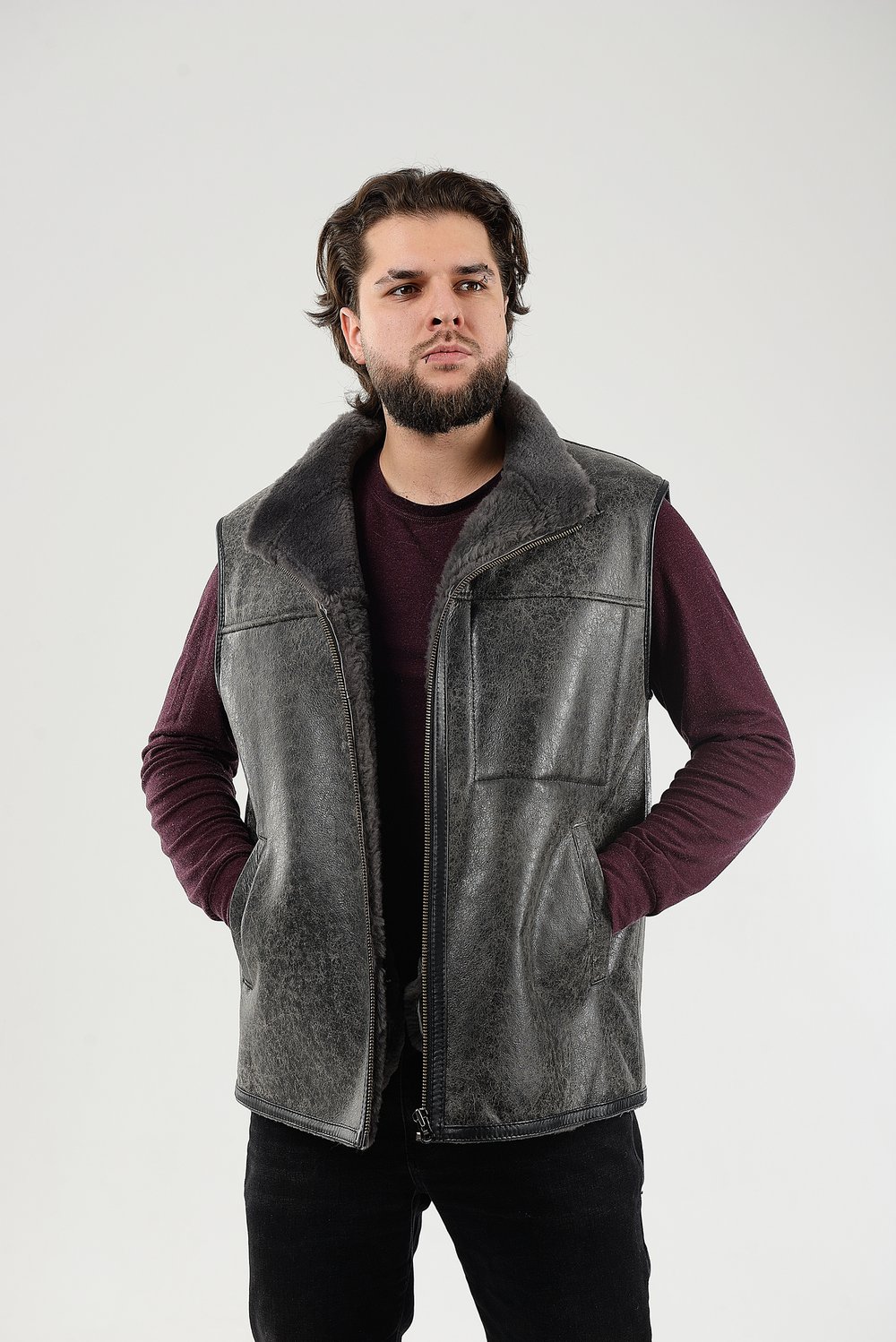 Жилетка Универсал с серым мехом